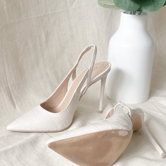Express Cream Croc Embossed High Heel Pointed Toe Slingback Size 7 - Picture 2 of 3